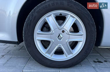 Хэтчбек Renault Modus 2009 в 