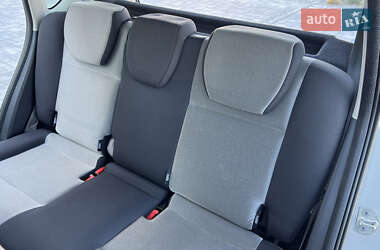 Хэтчбек Renault Modus 2009 в 