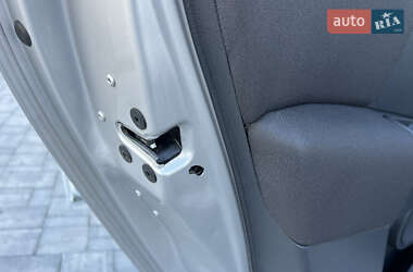 Хэтчбек Renault Modus 2009 в 