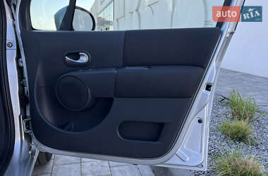 Хэтчбек Renault Modus 2009 в 