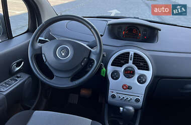 Хэтчбек Renault Modus 2009 в 