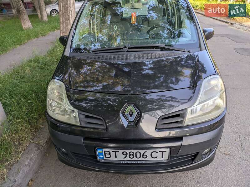 Хэтчбек Renault Modus 2008 в 