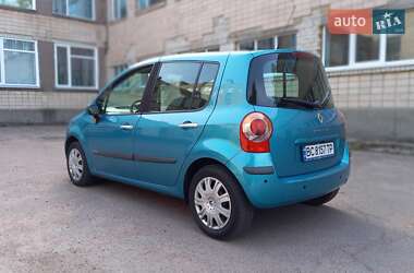 Хэтчбек Renault Modus 2005 в 