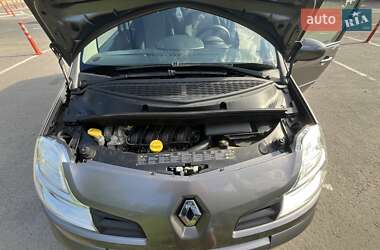 Хэтчбек Renault Modus 2007 в 