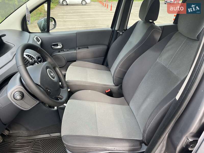 Хэтчбек Renault Modus 2007 в Ровно