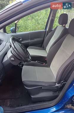Хетчбек Renault Modus 2006 в 
