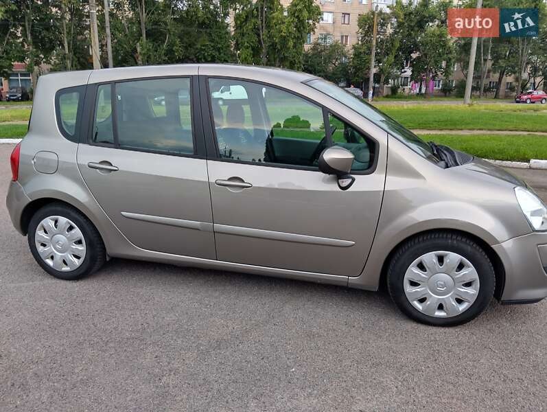 Хэтчбек Renault Modus 2012 в Ровно