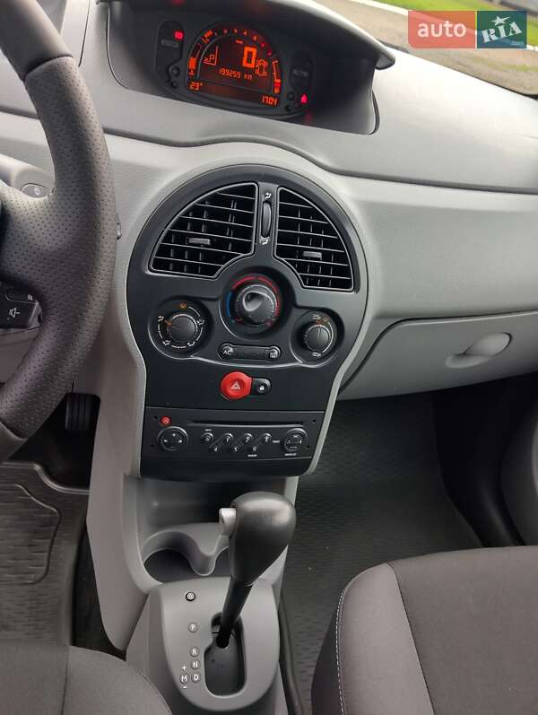 Хэтчбек Renault Modus 2012 в Ровно
