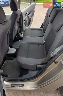 Хэтчбек Renault Modus 2012 в 