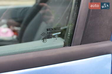 Хэтчбек Renault Modus 2010 в 
