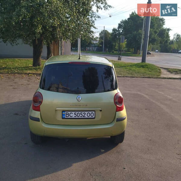 Хэтчбек Renault Modus 2004 в Львове