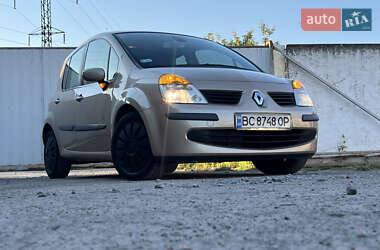 Хэтчбек Renault Modus 2004 в 