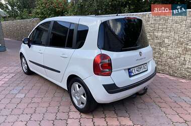 Хэтчбек Renault Modus 2011 в 