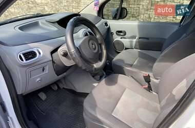 Хэтчбек Renault Modus 2011 в 