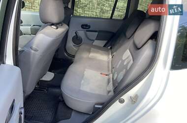 Хэтчбек Renault Modus 2011 в 