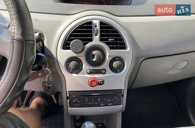 Хэтчбек Renault Modus 2011 в 