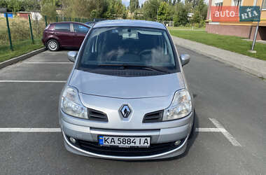 Хэтчбек Renault Modus 2009 в 