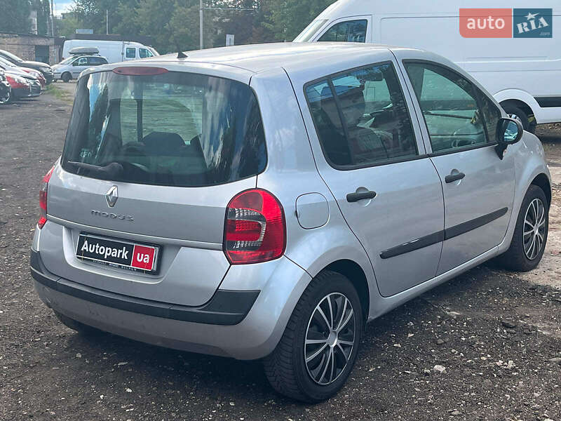 Хэтчбек Renault Modus 2009 в Киеве