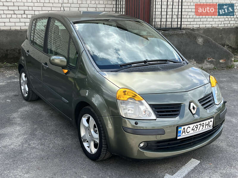 Хэтчбек Renault Modus 2005 в Любомле