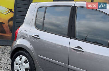 Хэтчбек Renault Modus 2010 в 