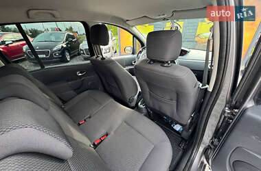 Хэтчбек Renault Modus 2010 в 