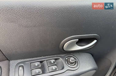 Хэтчбек Renault Modus 2010 в 