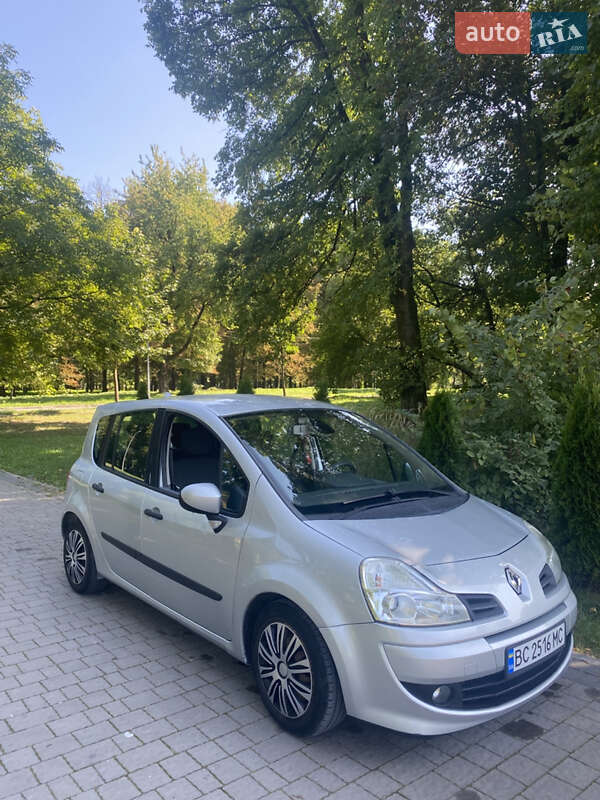 Хетчбек Renault Modus 2010 в 