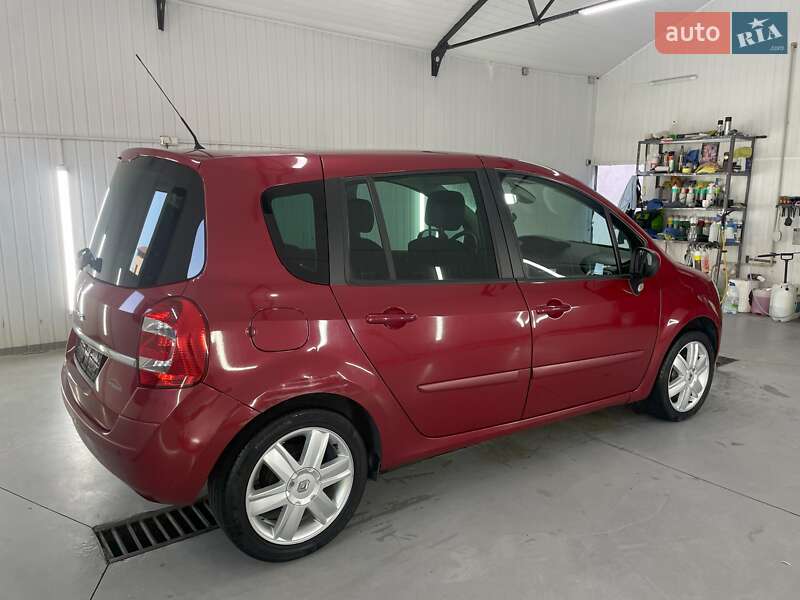 Хэтчбек Renault Modus 2011 в Дублянах фото 2 Хэтчбек Renault Modus 2011 в Дублянах