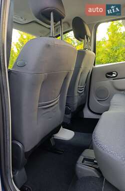 Хэтчбек Renault Modus 2005 в 
