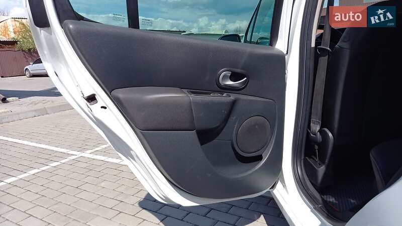 Хетчбек Renault Modus 2012 в Черкасах