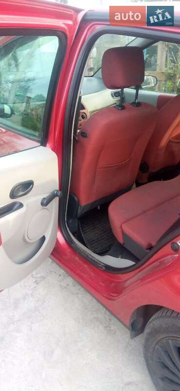 Хэтчбек Renault Modus 2004 в Белой Церкви