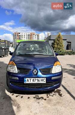 Хэтчбек Renault Modus 2005 в 