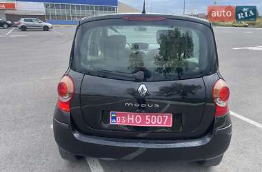 Хэтчбек Renault Modus 2005 в 