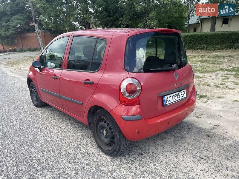 Хэтчбек Renault Modus 2006 в Луцке