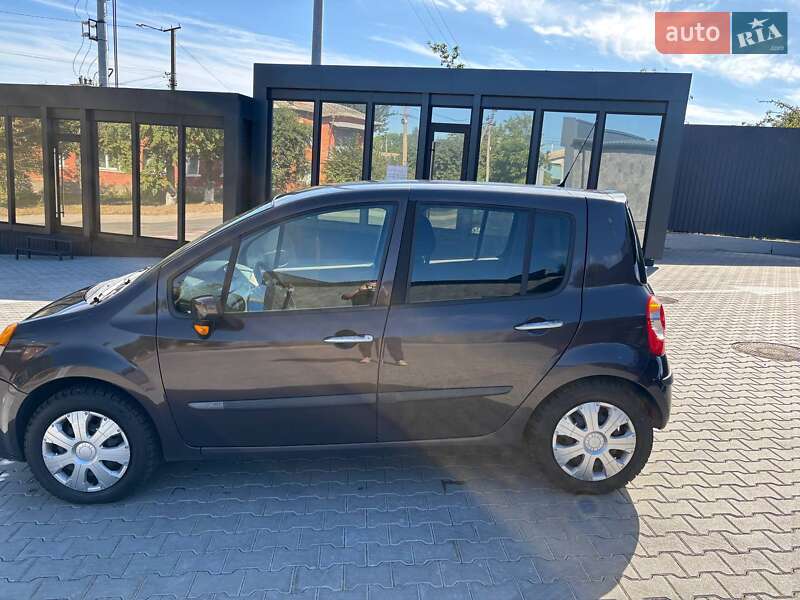 Хэтчбек Renault Modus 2006 в Ставище