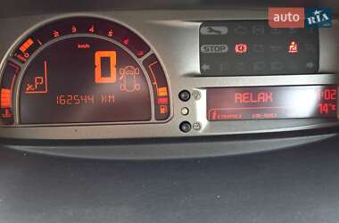 Хэтчбек Renault Modus 2012 в 