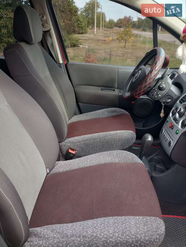 Хэтчбек Renault Modus 2006 в Кривом Роге