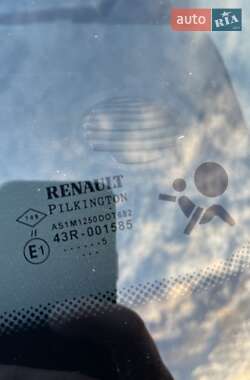 Хэтчбек Renault Modus 2005 в 
