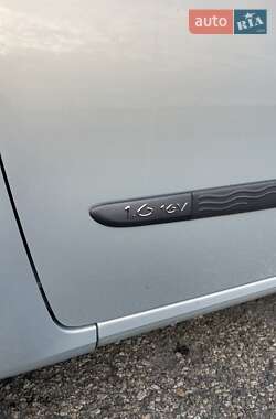 Хэтчбек Renault Modus 2005 в 