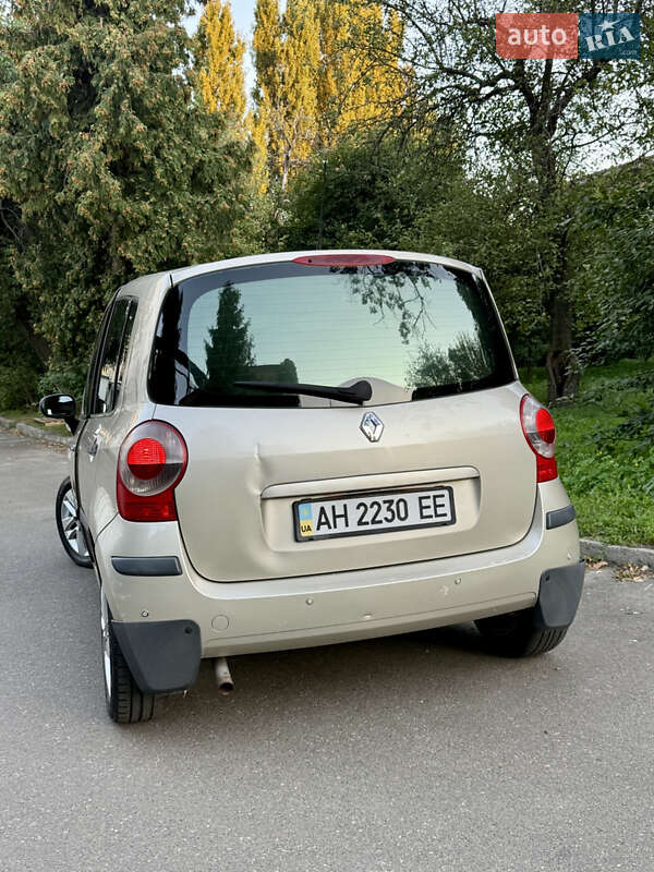 Хэтчбек Renault Modus 2008 в Киеве