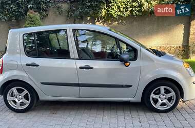 Хэтчбек Renault Modus 2005 в Львове