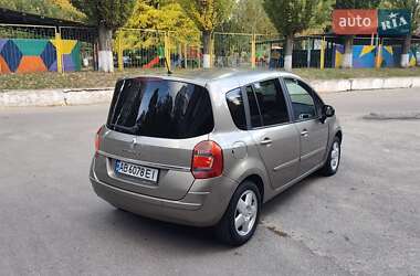 Хетчбек Renault Modus 2009 в 