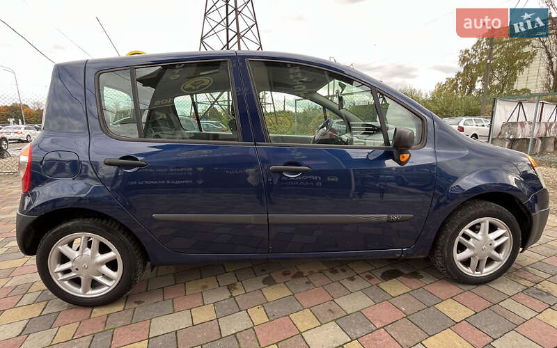 Хетчбек Renault Modus 2005 в Стрию