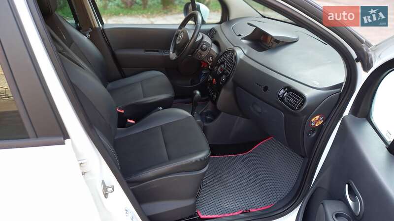Хэтчбек Renault Modus 2012 в Черкассах