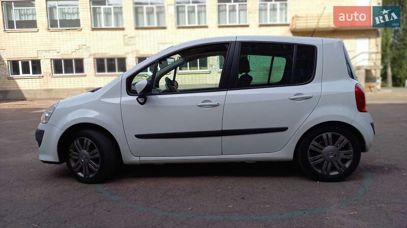 Хэтчбек Renault Modus 2012 в Черкассах