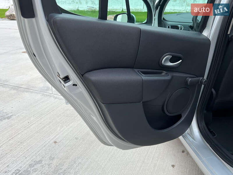 Хетчбек Renault Modus 2007 в Луцьку фото 62 Хетчбек Renault Modus 2007 в Луцьку