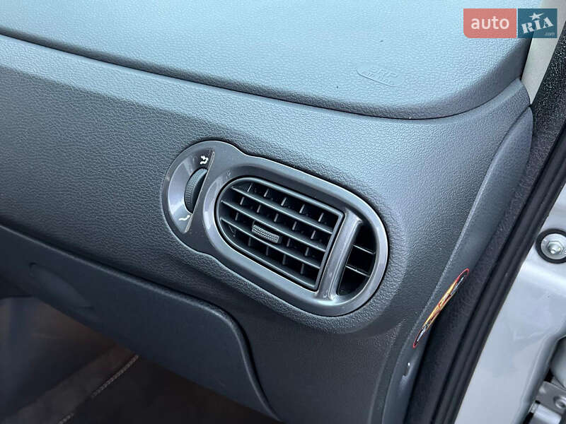 Хетчбек Renault Modus 2007 в Луцьку фото 67 Хетчбек Renault Modus 2007 в Луцьку