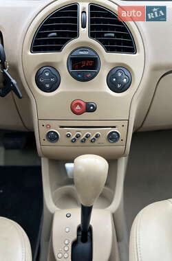 Хетчбек Renault Modus 2006 в 