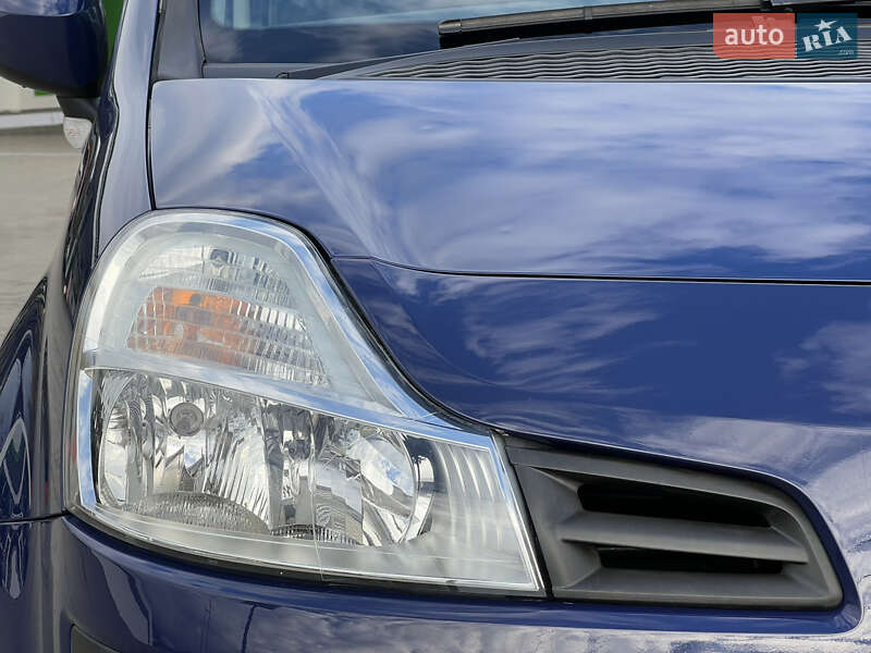 Хэтчбек Renault Modus 2010 в Житомире
