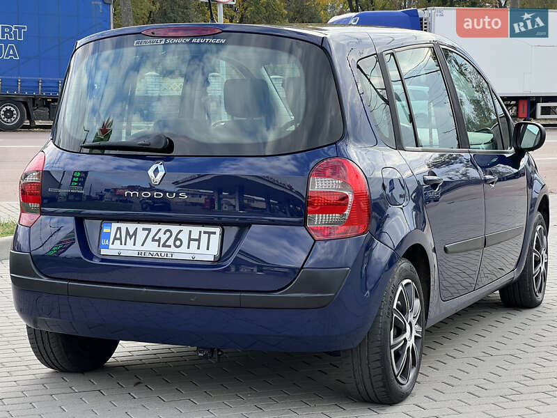 Хэтчбек Renault Modus 2010 в Житомире